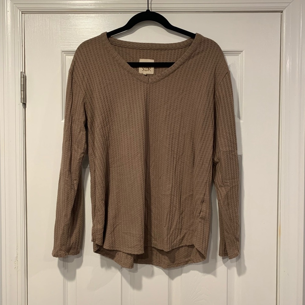 CHASER V-neck Long Sleeve Waffle T-shirt